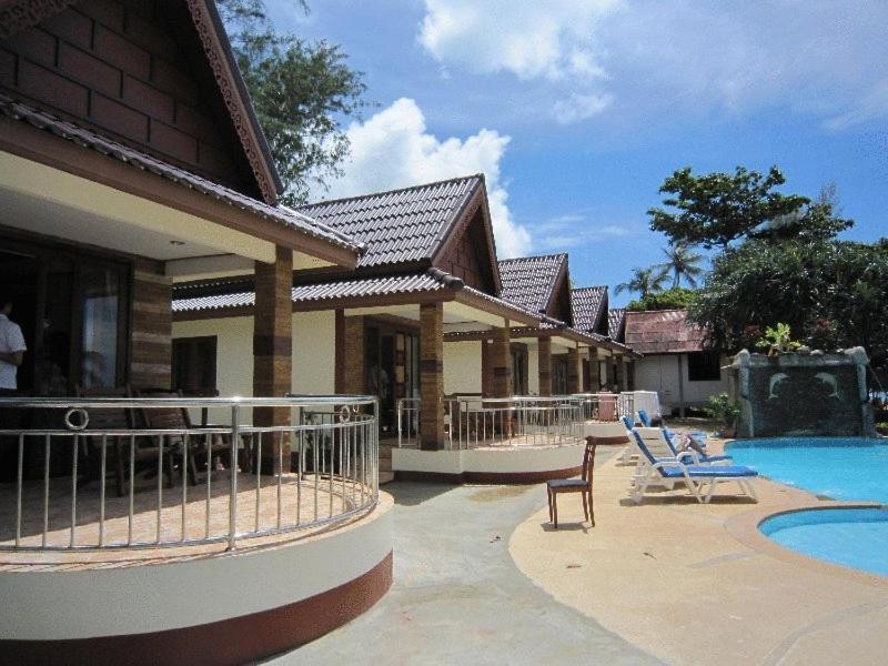 兰塔天堂海滩度假酒店 Ko Lanta 外观 照片