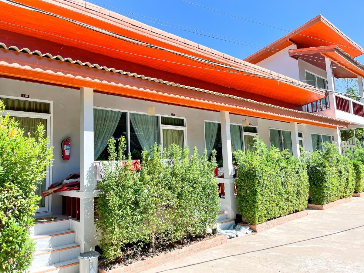 兰塔天堂海滩度假酒店 Ko Lanta 外观 照片