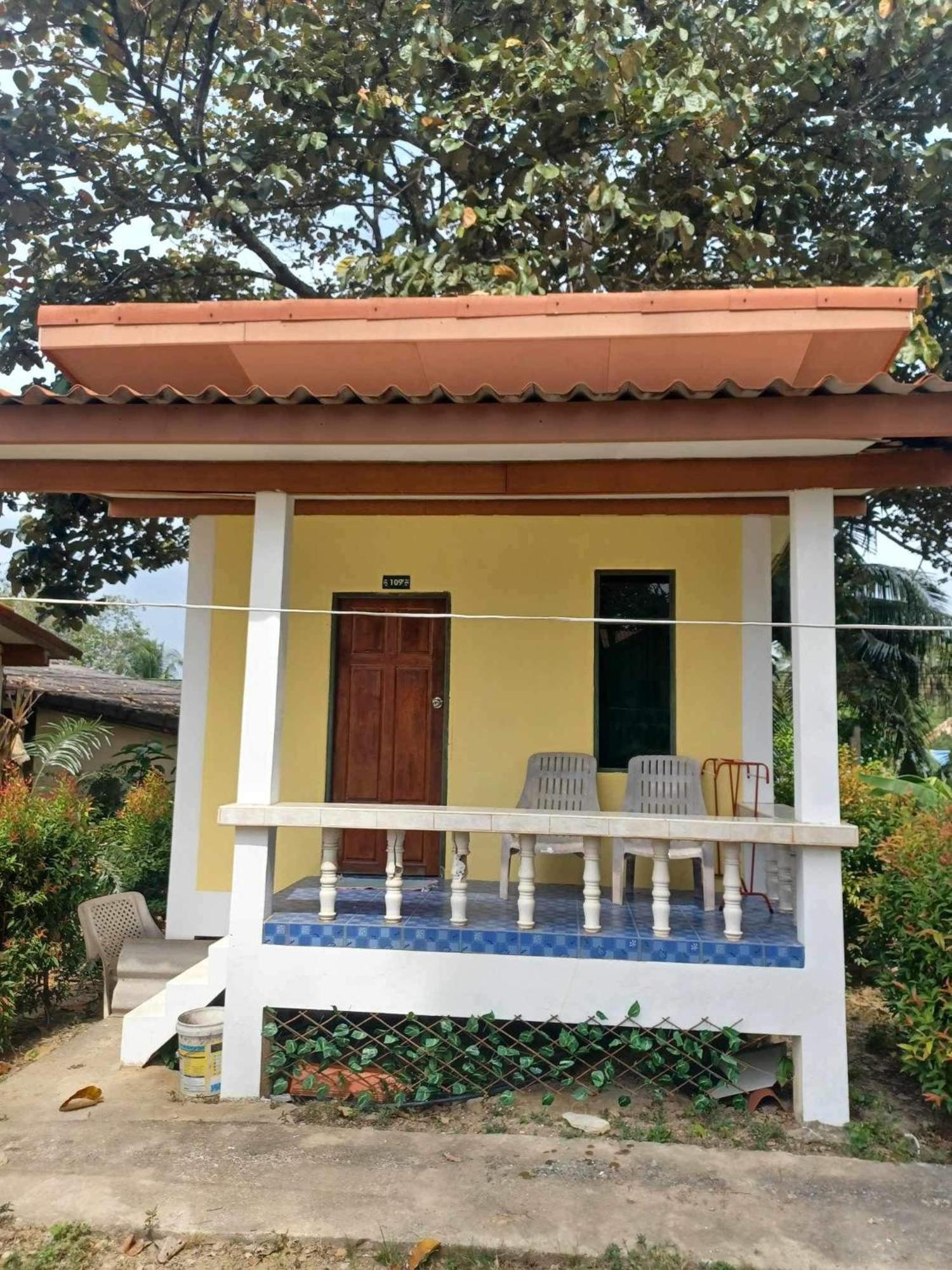 兰塔天堂海滩度假酒店 Ko Lanta 外观 照片